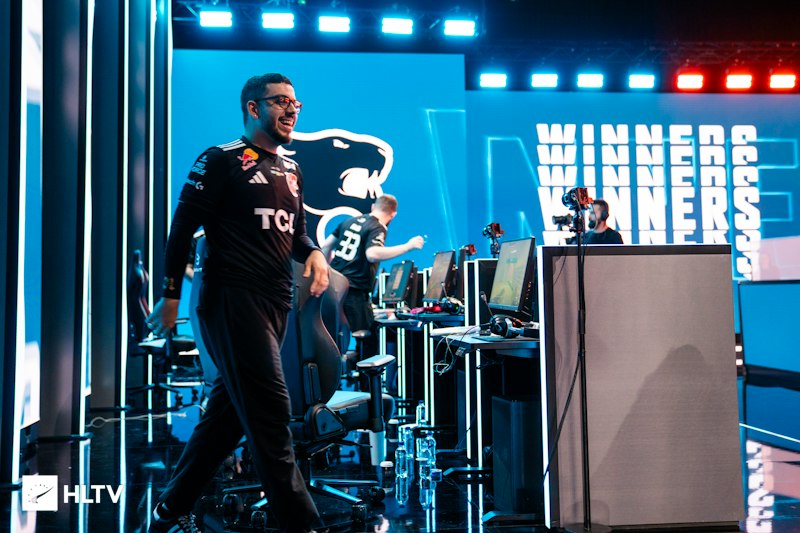 FURIA fend off BETBOOM to end day one of TWC